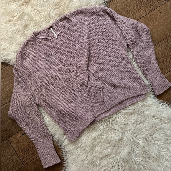 Free People Sweater - Picture 1 of 3